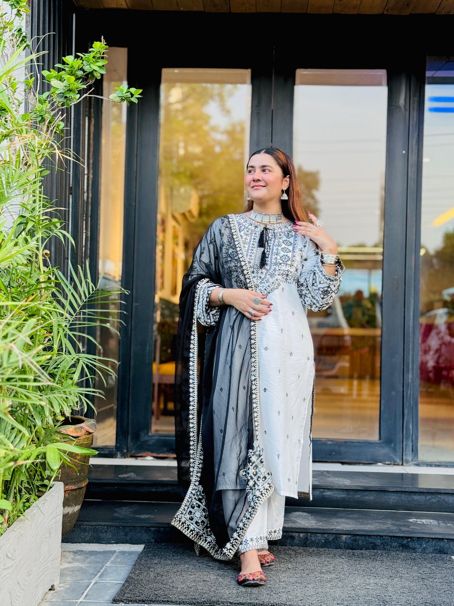 Arfa Embroidered stitched 3pcs