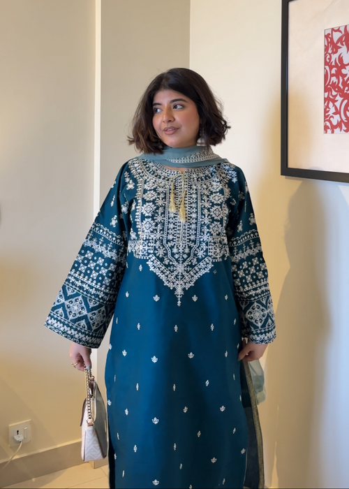 Arzu Embroidered - Cotton Lawn - 3pcs