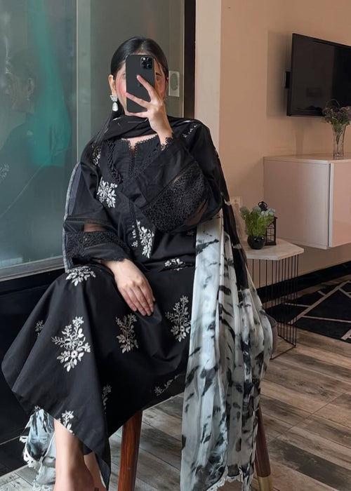 Nora Black 3pcs