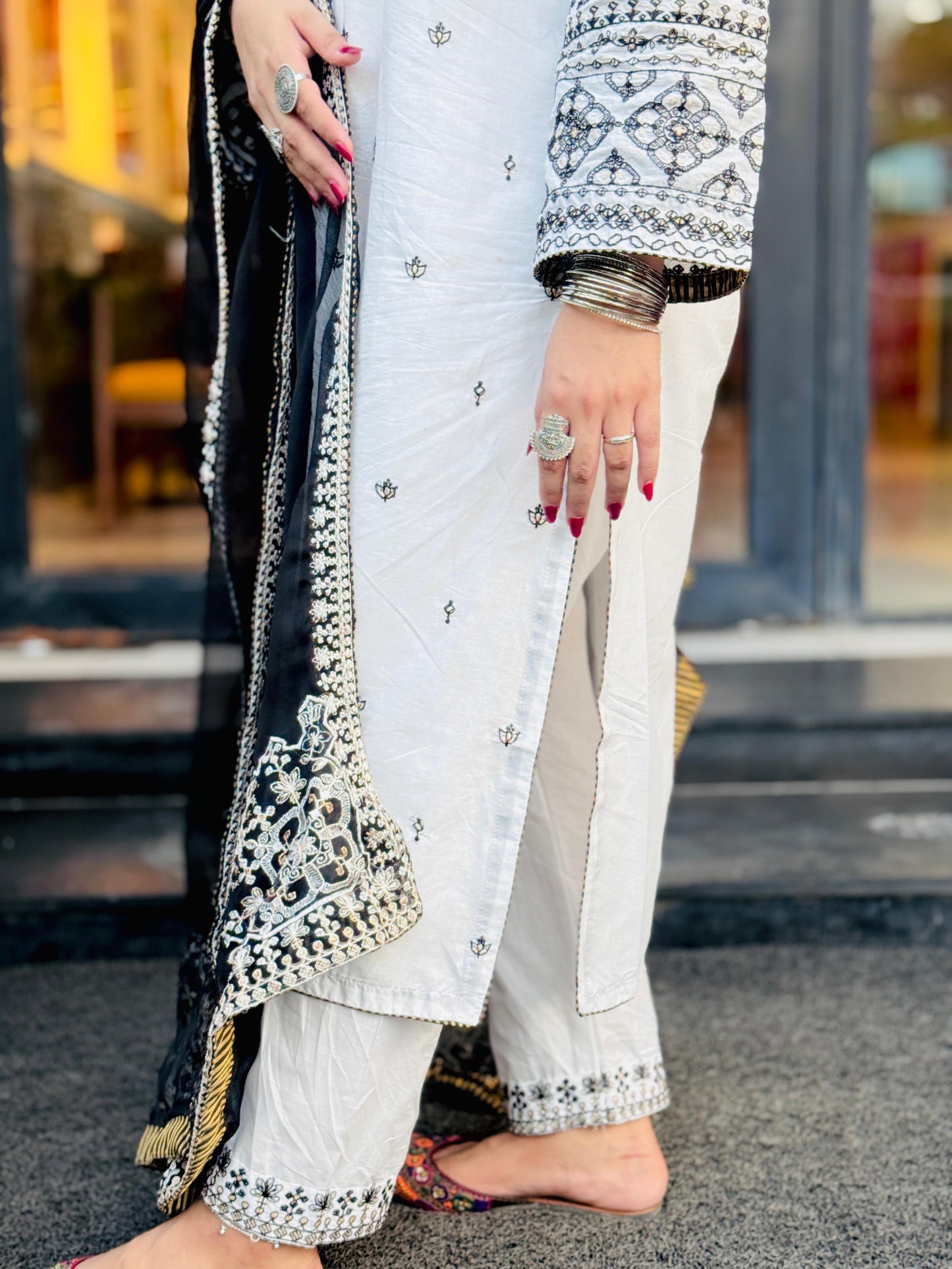 Arfa Embroidered stitched 3pcs