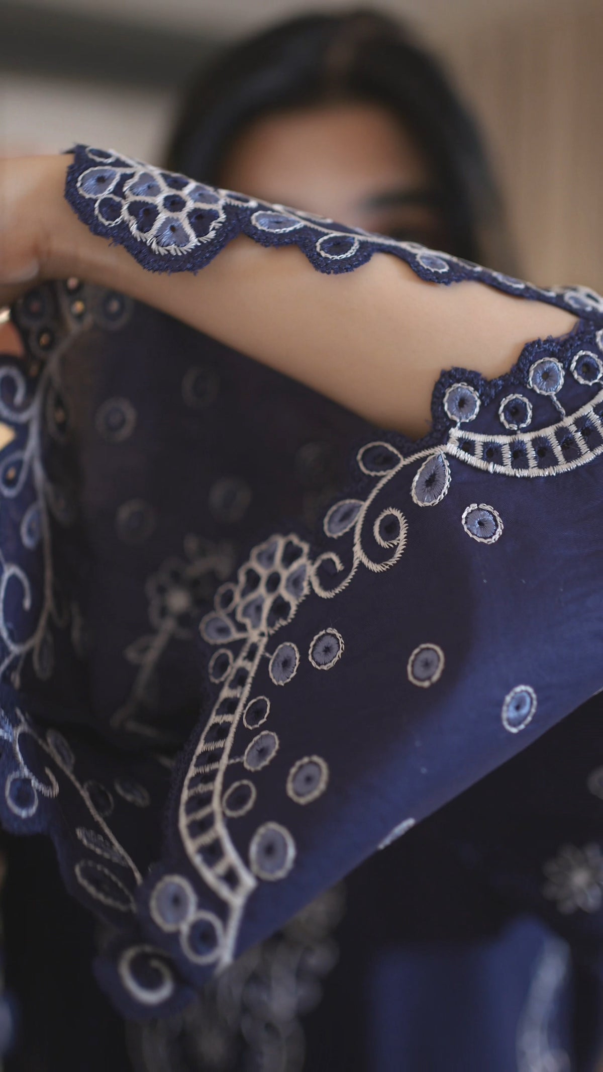Gul-E-Jaan Embroidered 3pc