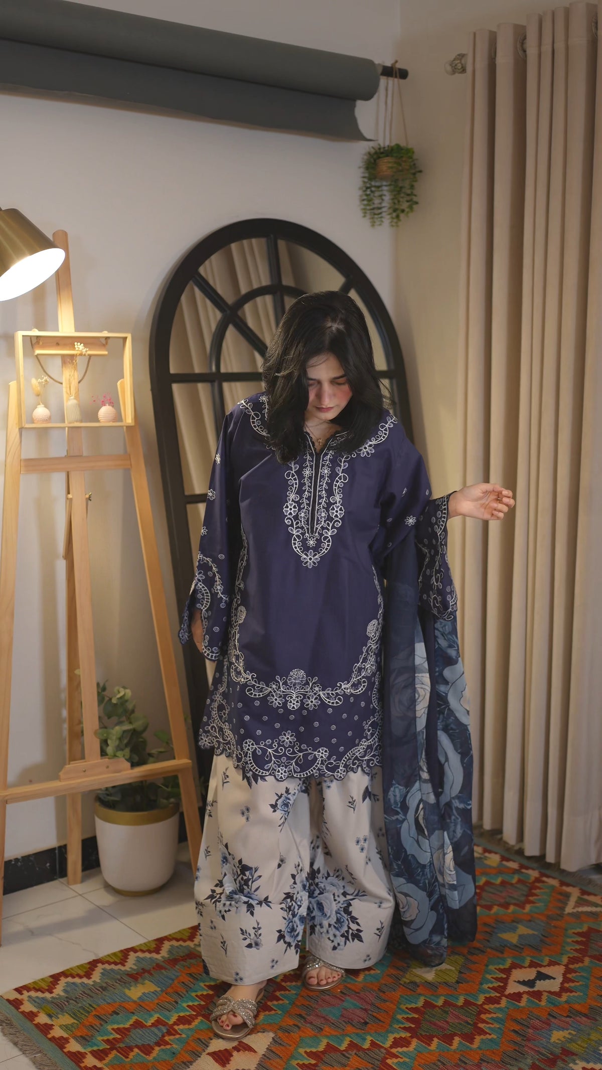 Gul-E-Jaan Embroidered 3pc