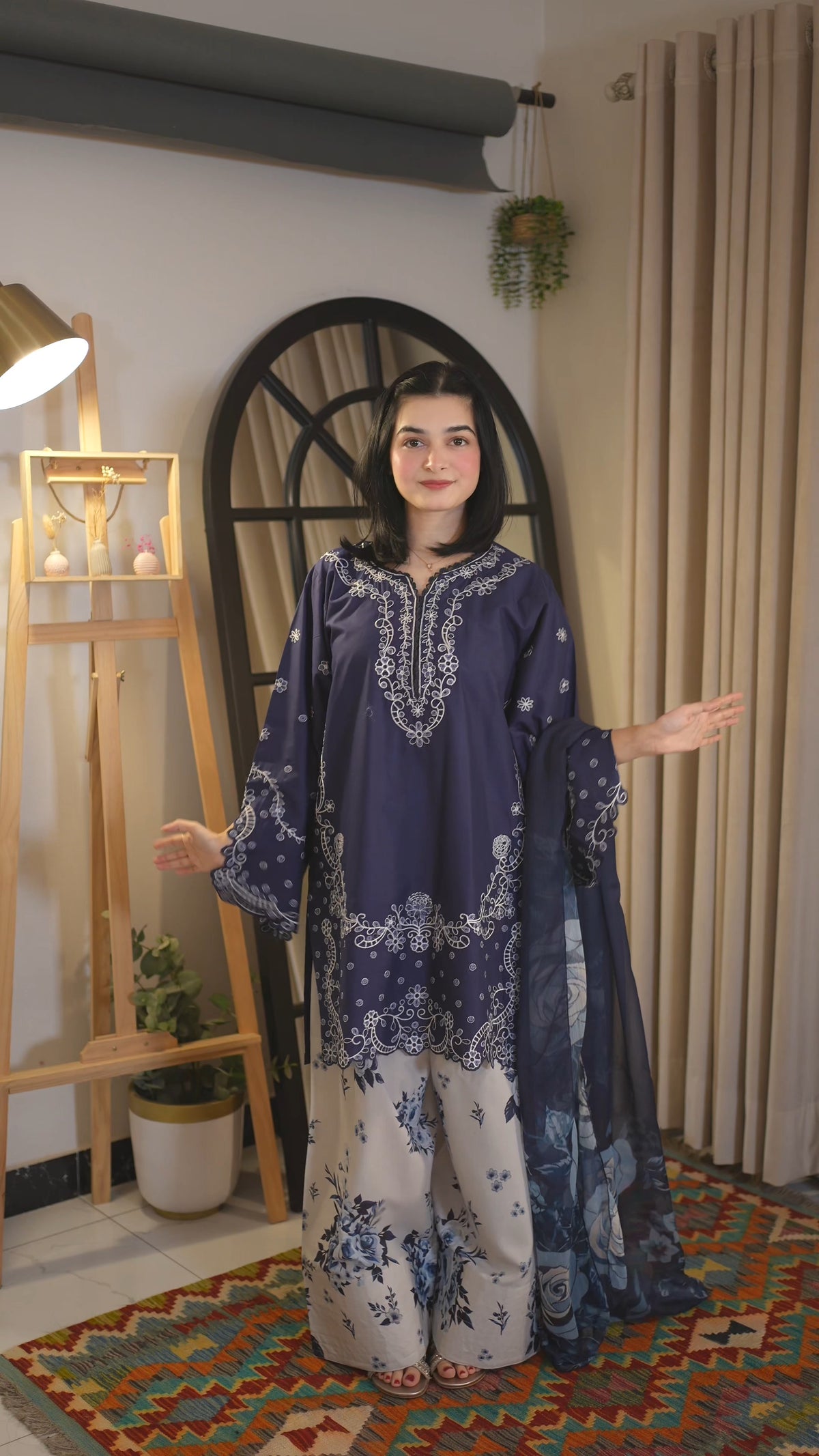 Gul-E-Jaan Embroidered 3pc