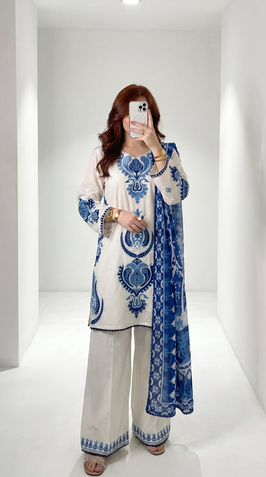 Yumna Embroidered - 3pc