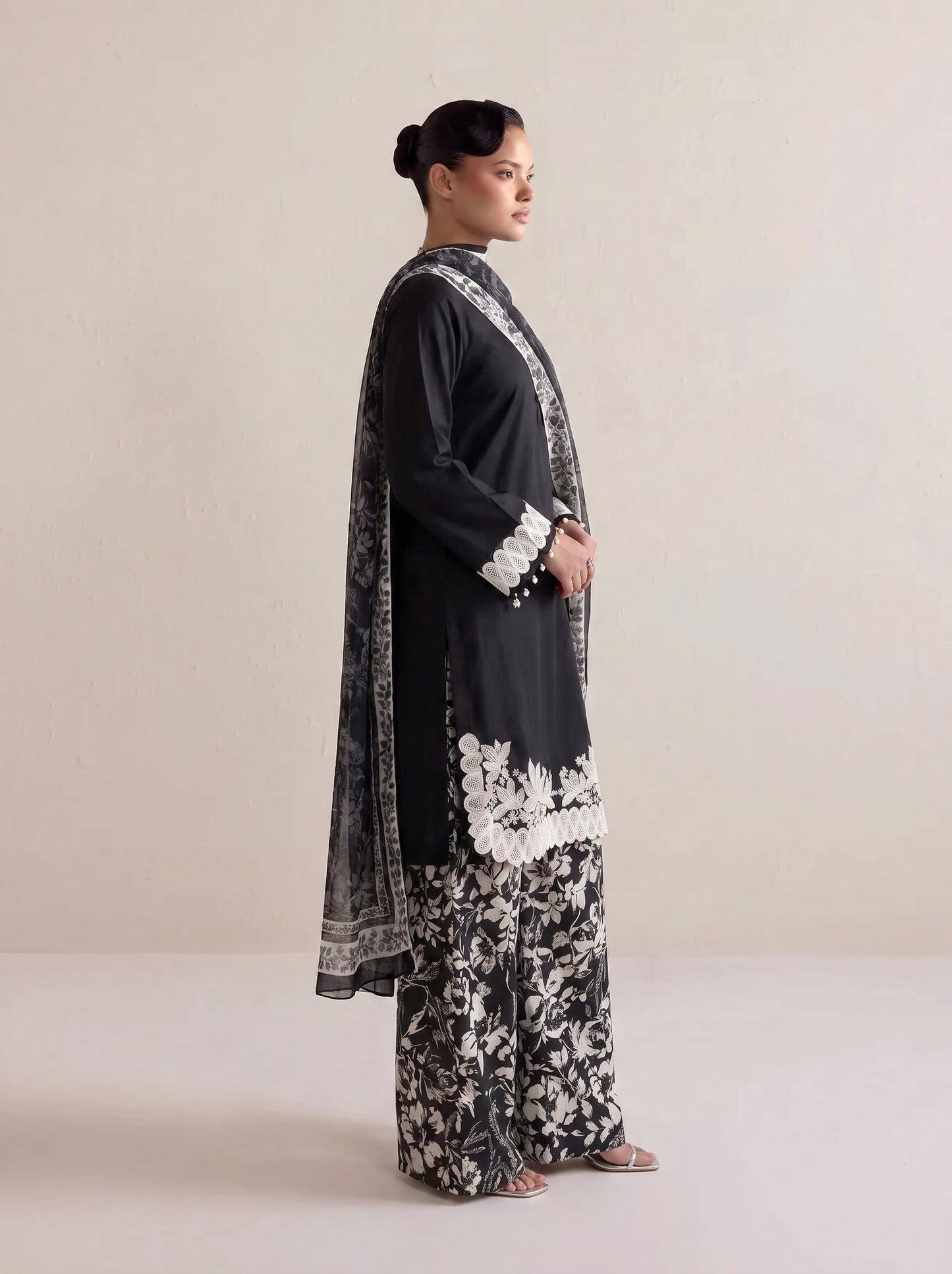 Mahe Embroidered -3pc