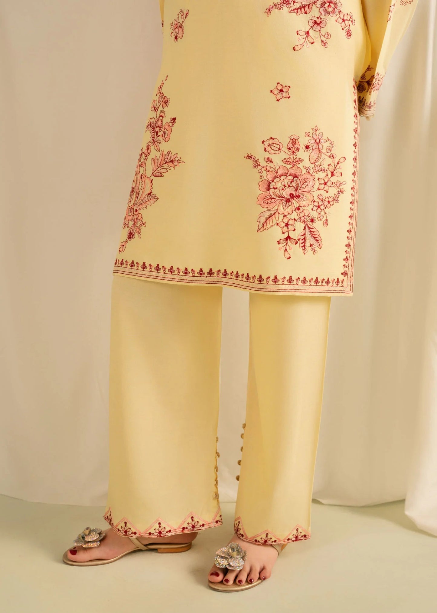 Zawiya Embroidered 3pc