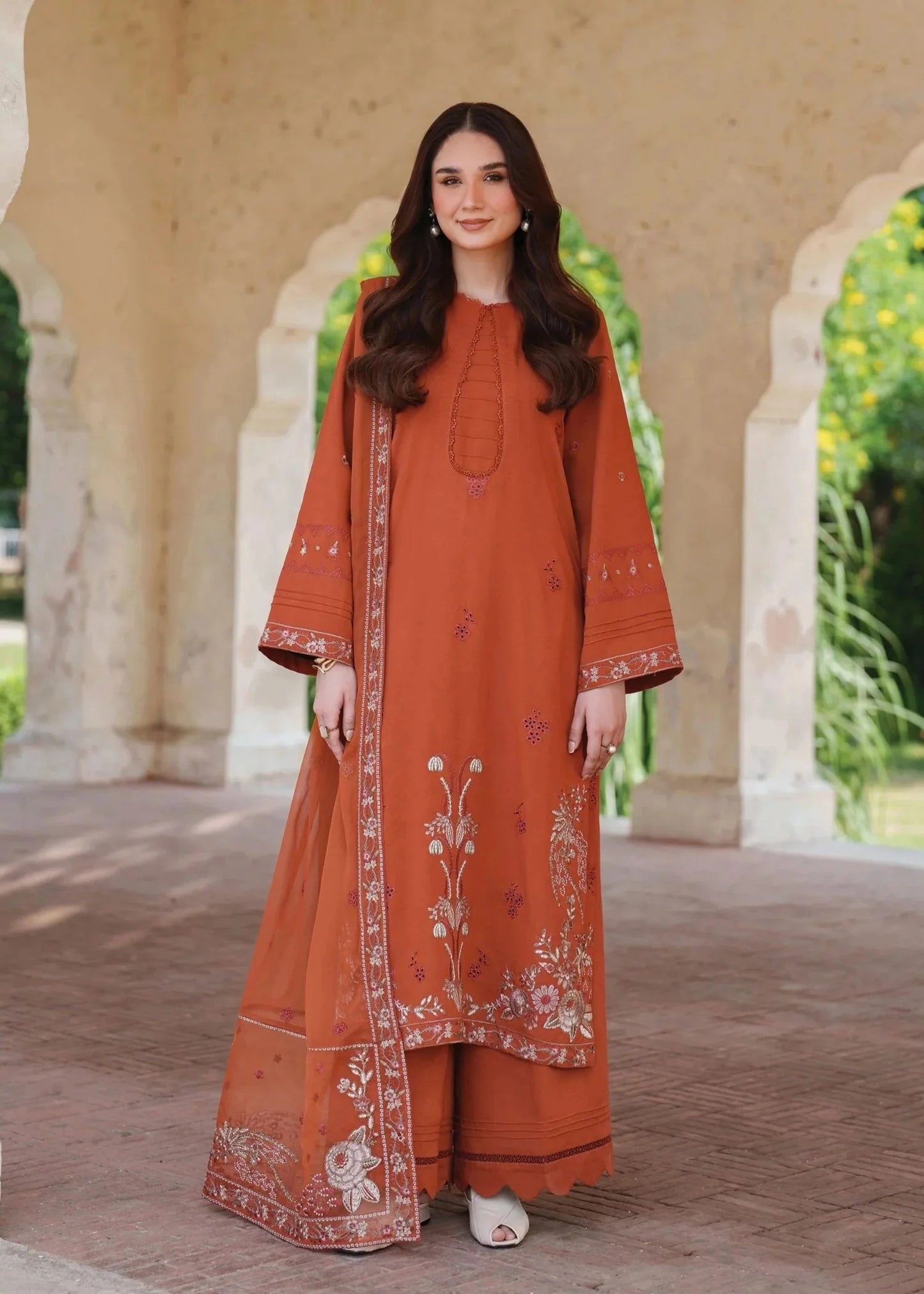 Begum Embroidered - 3pcs