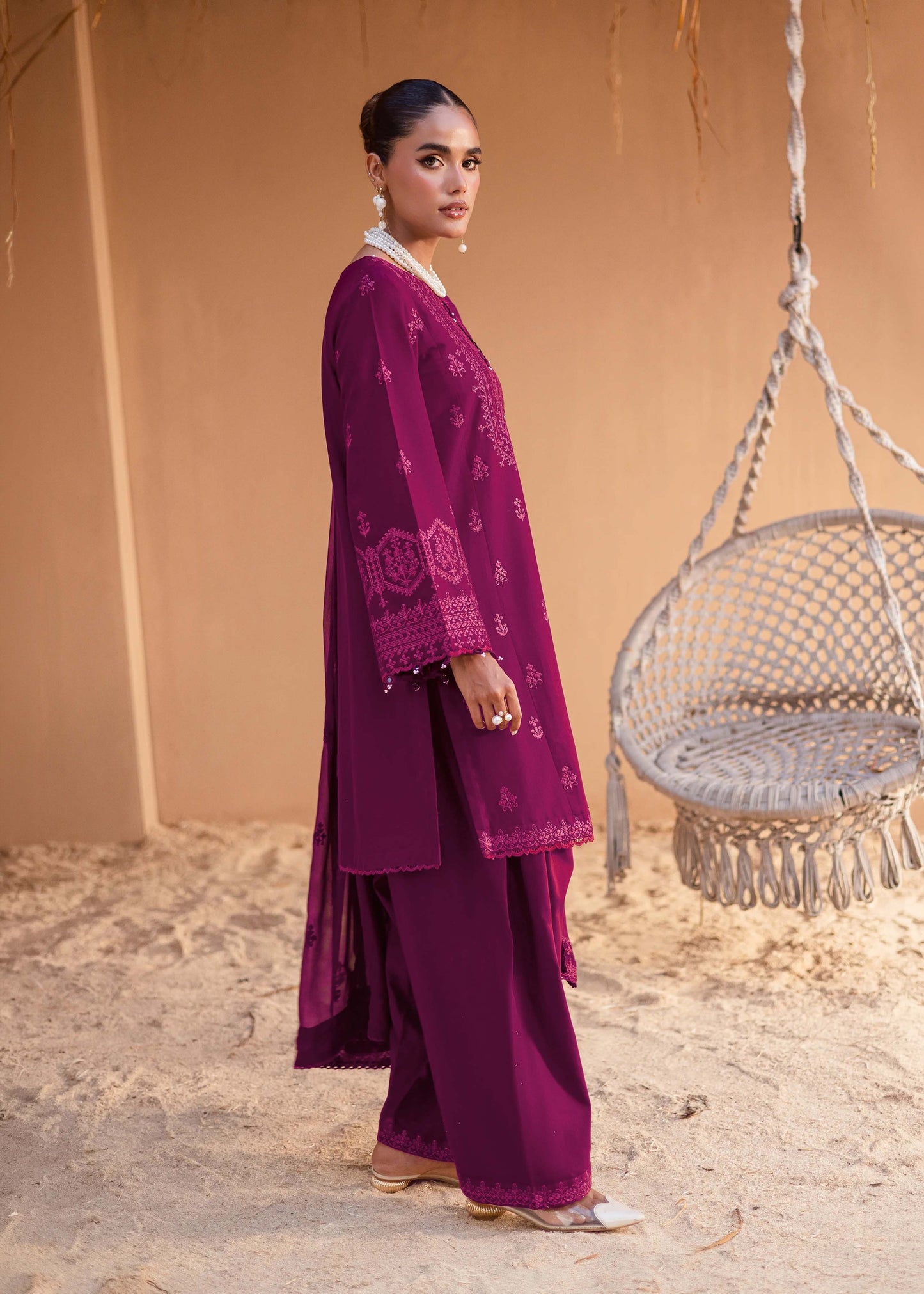 Ava Embroidered - 3pc