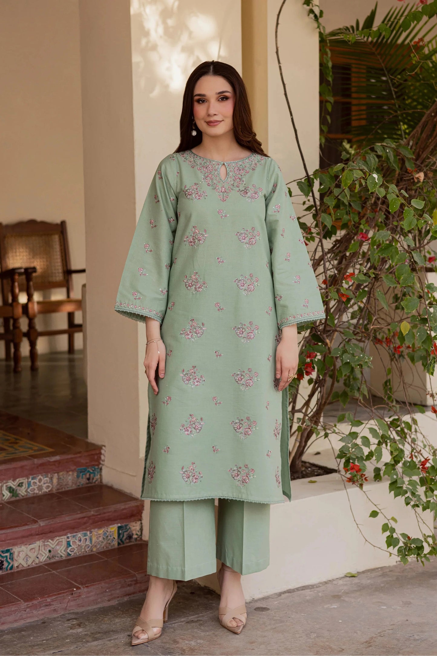 Aroosh Embroidered - 2pc