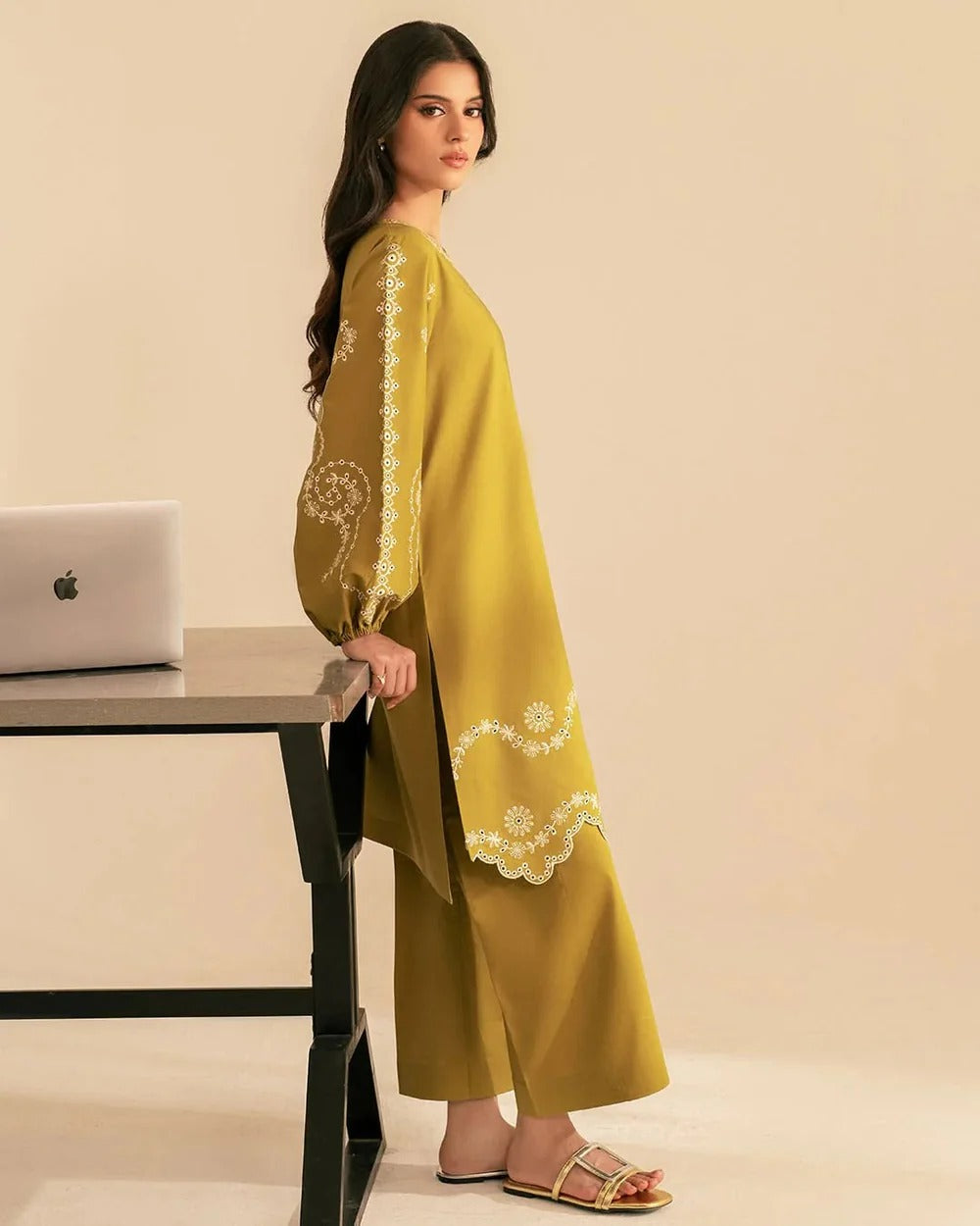 Prishay Embroidered 2pc