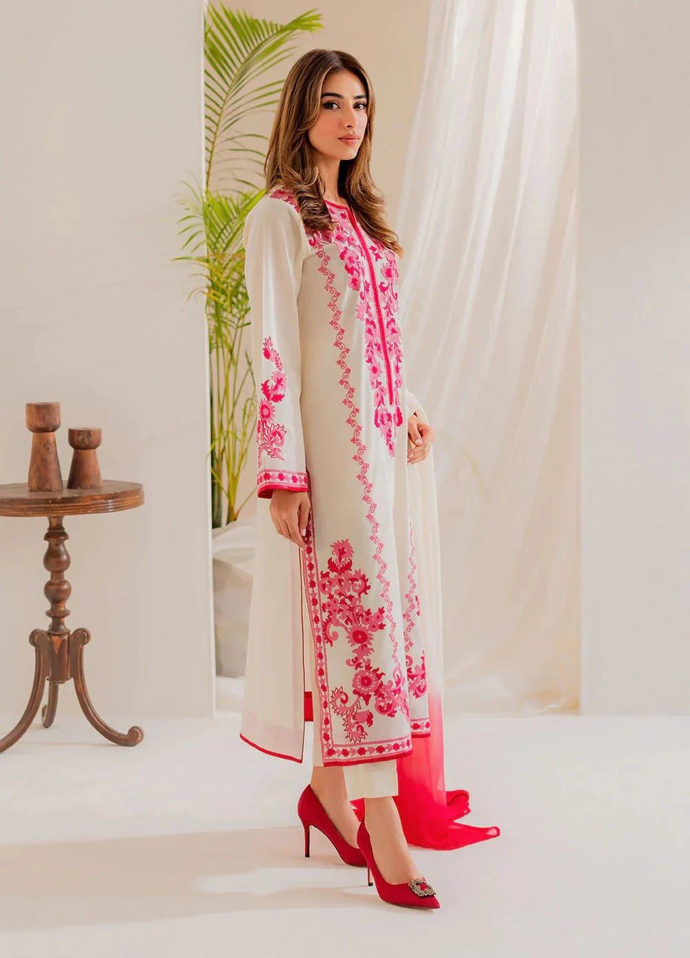 Raya Embroidered 3pc
