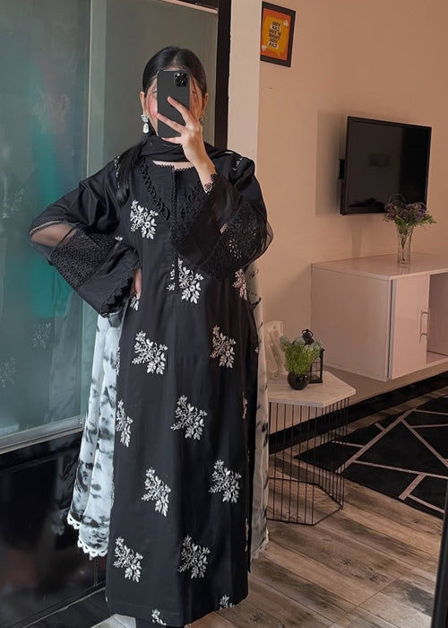Nora Black 3pcs